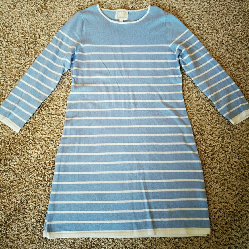 STS long sleeve sweater